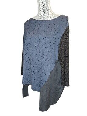 Alembika Oversized Block Asymmetrical Top